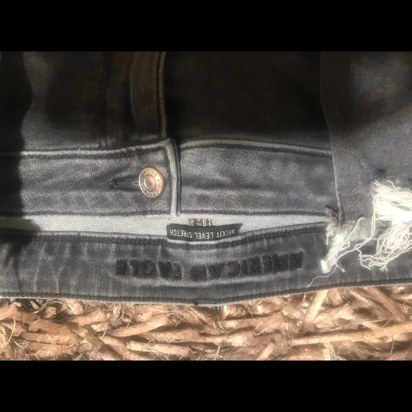 American Eagle Grey ripped jeans - Picture 3 of 4